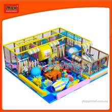 Venda de equipamentos de playground indoor usados ​​em Michigan